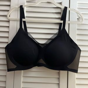 Honeylove crossover bra in Runway (black) size XL